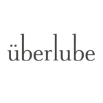 Überlube, the most wanted and leading silicone lubricant brand int he USA  For more than a decade now, this Chicago-based company believes in focus and simplicity, and that is why the offer by producing a unique silicone-based formula with a pure ingredientes packaged in their one-of-a-kind clear glass bottle.